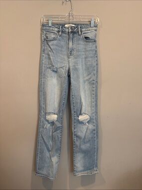 NWT Hidden Jeans Tracey Distressed Classic Stretch Straight Leg — Size 25